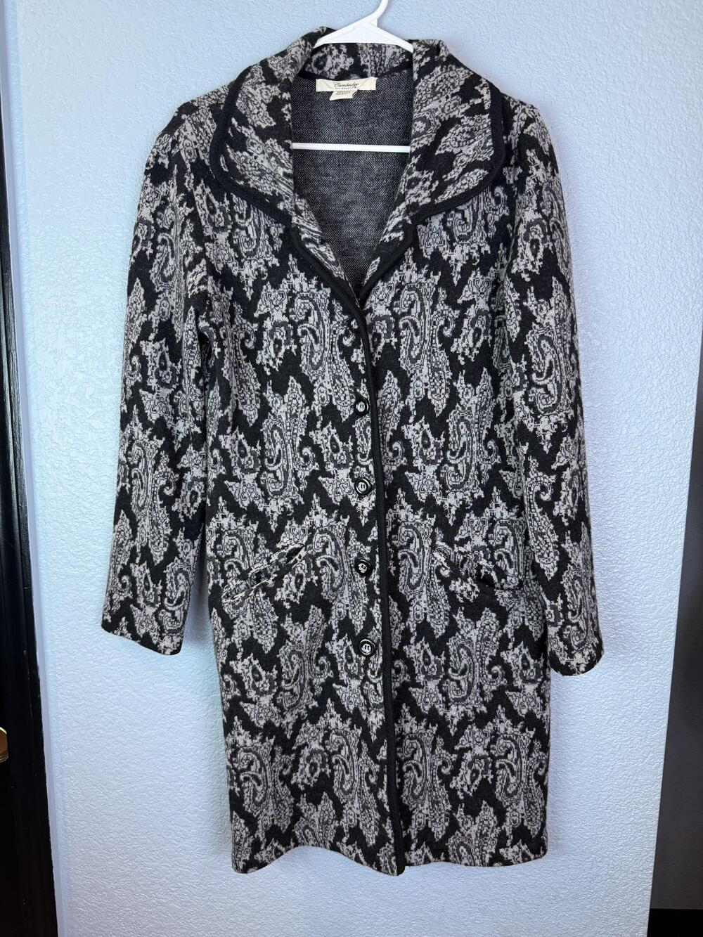 Cambridge Dry Goods Sweater Womens Medium Black Gray Paisley Wool Button Front